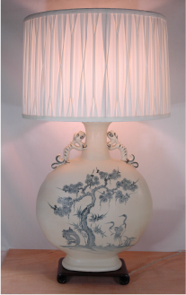 Large Beige/Black Full Moon Vase Lamp w/ Shade