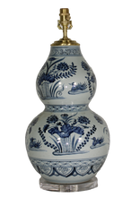 Load image into Gallery viewer, Blue Water Fowl Double Gourd Lamp