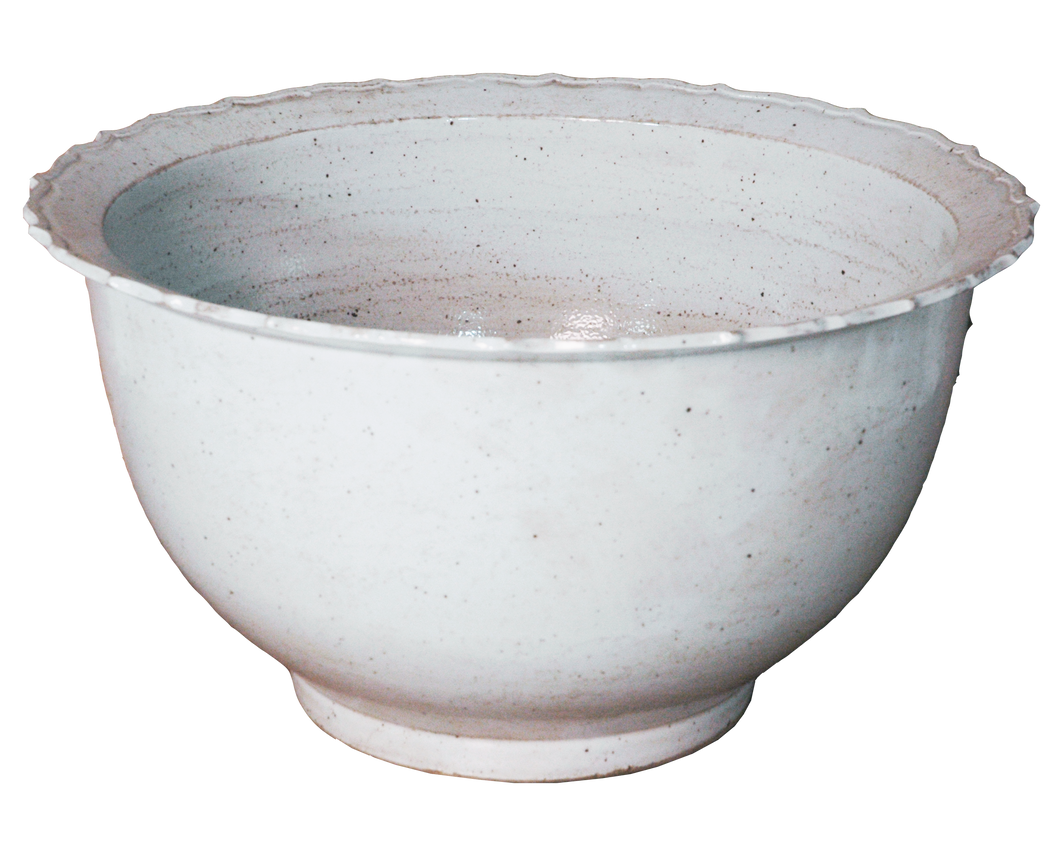 Foliate Rim Round Planter Pot