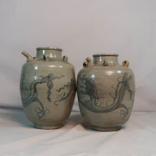 Load image into Gallery viewer, Antique Ming Dynasty Oil Jar